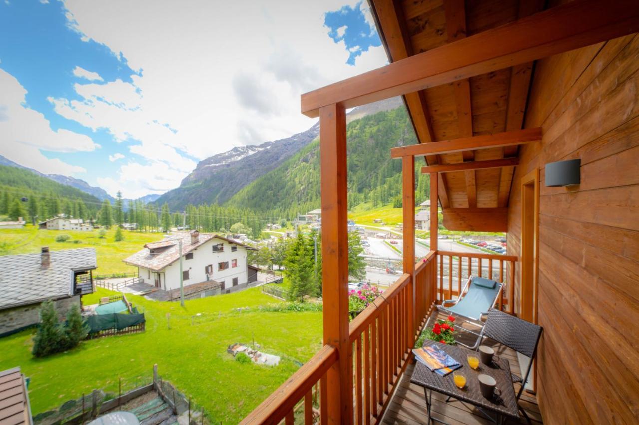 Alta Luce Mountain Lodge Грессоне-Ла-Триніте Екстер'єр фото