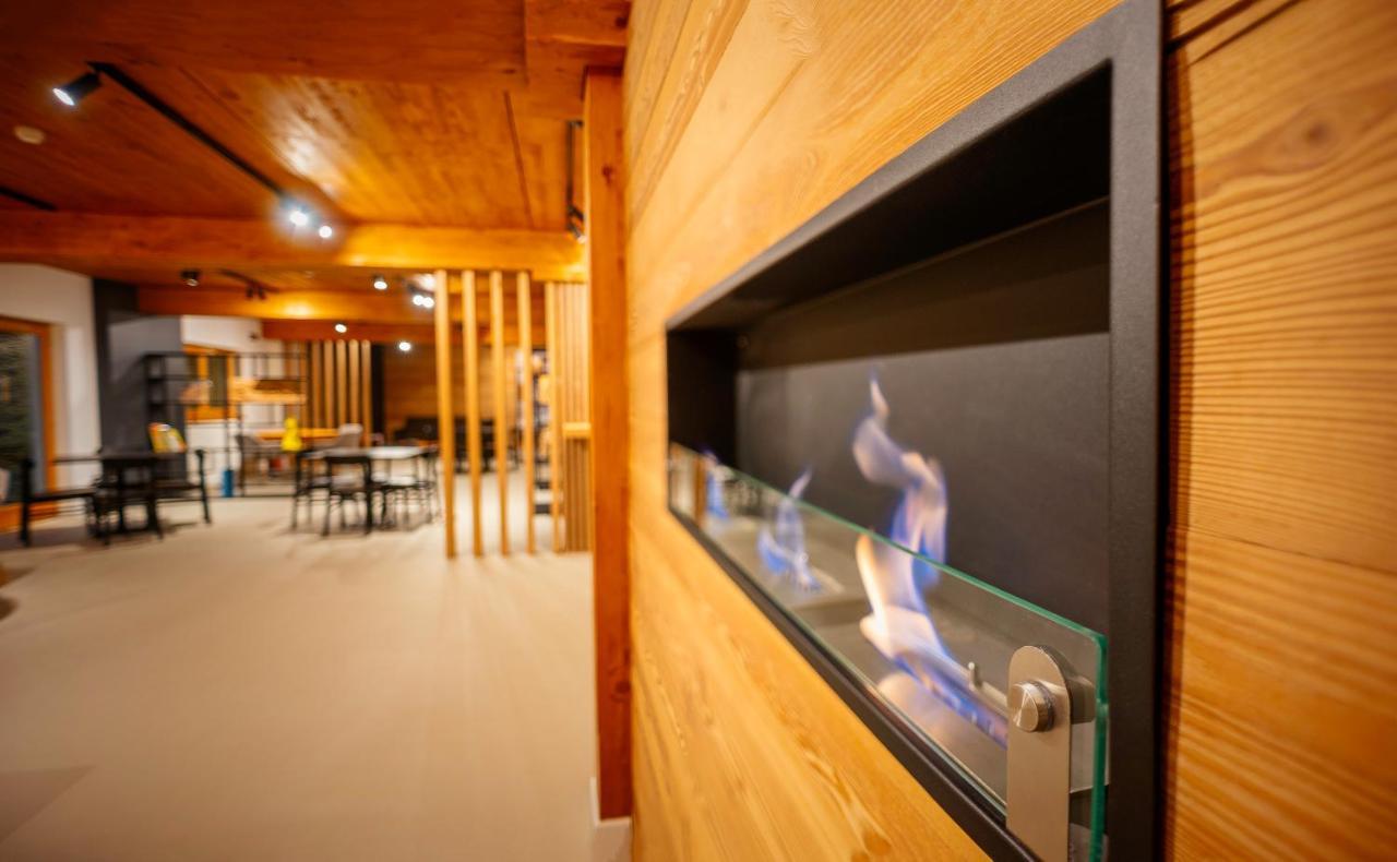 Alta Luce Mountain Lodge Грессоне-Ла-Триніте Екстер'єр фото